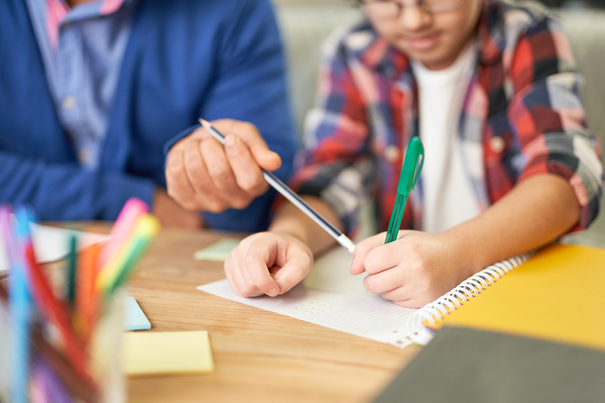 aide-aux-devoirs